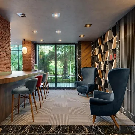 Mövenpick 4*