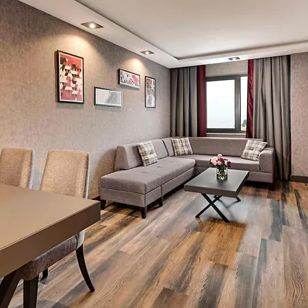 Hotell Mövenpick 4*