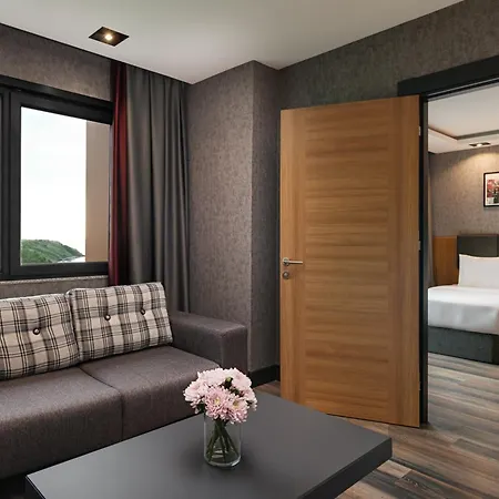 Hotell Mövenpick 4*