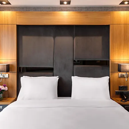 Mövenpick Hotell 4*