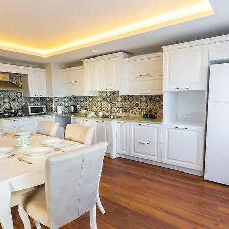 Mövenpick Szálloda 4*