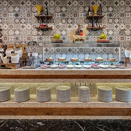 Moevenpick Отель