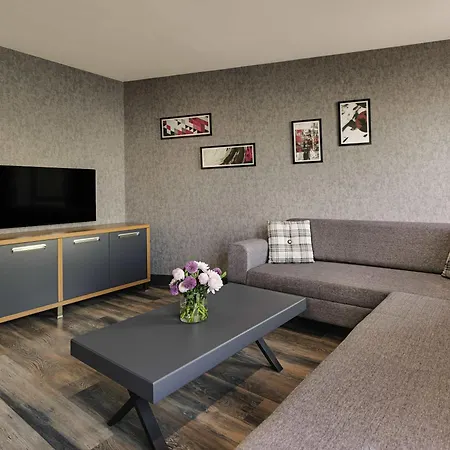 Szálloda Mövenpick 4*