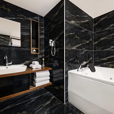 Hotel Moevenpick 4*