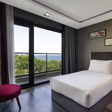 Otel Mövenpick 4*