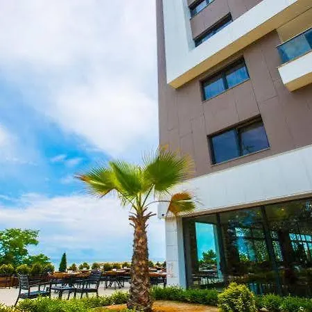 رويال أكسيس سويتس