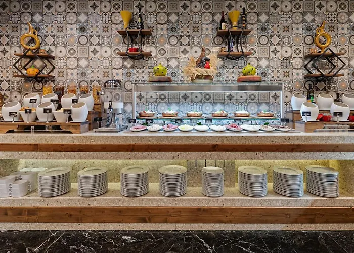 رويال أكسيس سويتس فندق